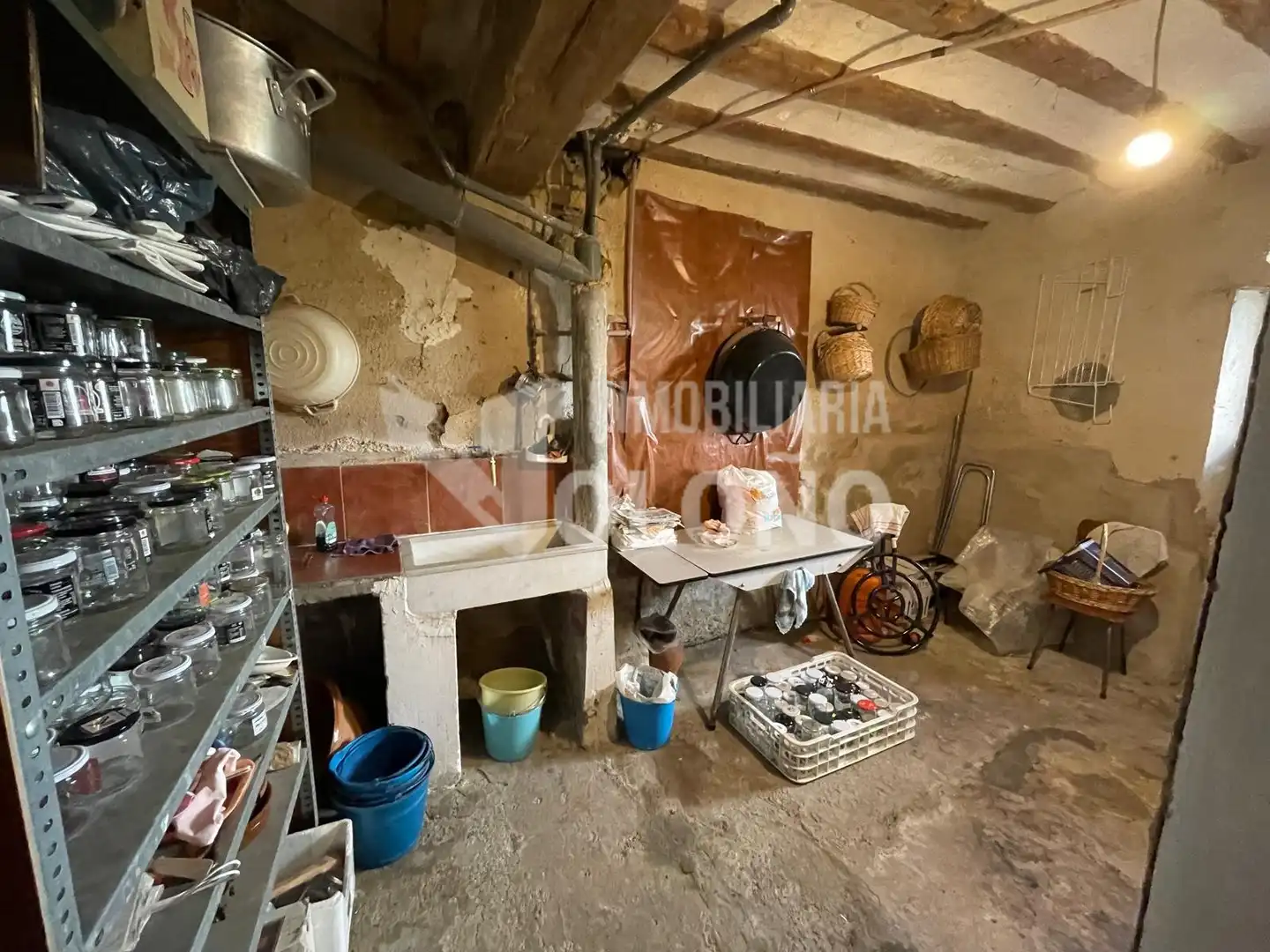 Kitchen of Houses for sale in Cihuri  with Heating, Private garden and Storage room