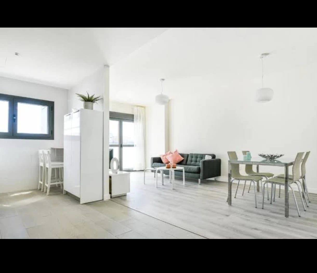 Living room of Flat for sale in Málaga Capital  with Air Conditioner and Community pool