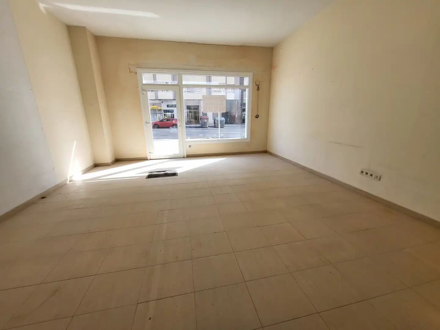 Business premises to rent in El Carbayedo - El Quirinal