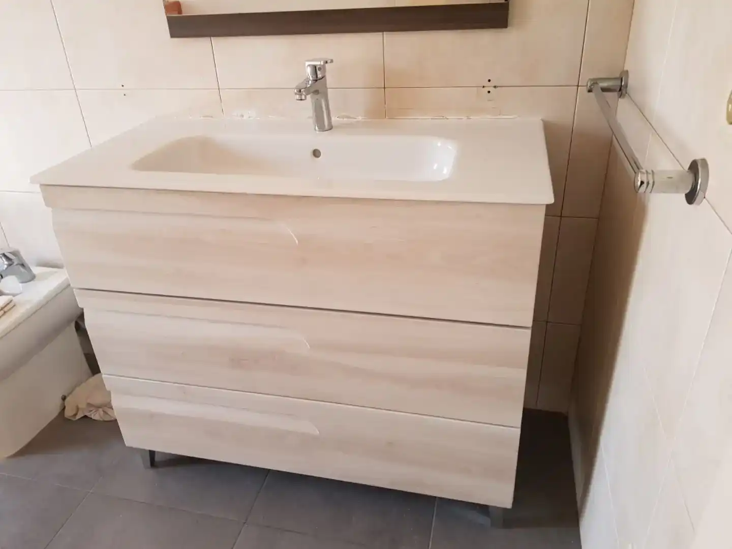 Badezimmer von Wohnung zur Miete in La Vall d'en Bas mit Privatgarten, Abstellraum und Möbliert