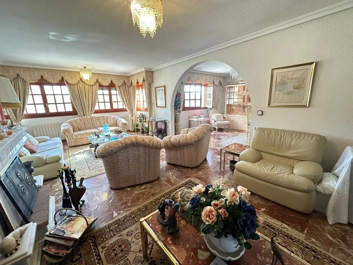 Sala d'estar de Casa o xalet en venda en Alicante / Alacant amb Jardí privat, Terrassa i Traster