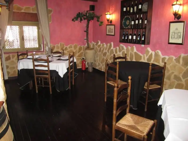 Casa rústica con jardín en venta en El Pinós / Pinoso, imagen 5