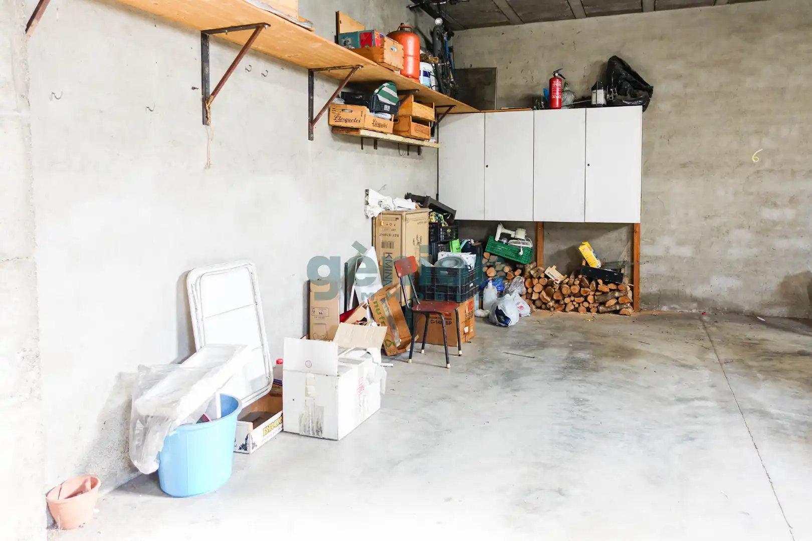 Piso en venta en Bescanó con Calefacción y Piscina comunitaria