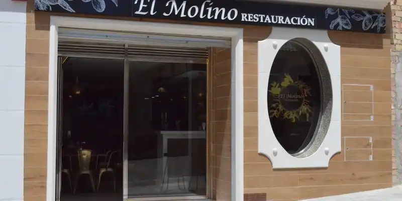 Edificio en venta en Casariche con Alarma