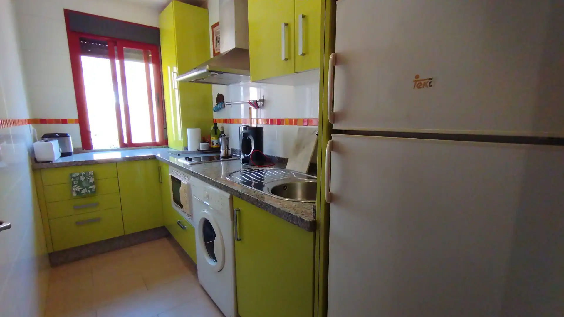 Cuina de Pis en venda en Huelva amb Aire condicionat, Calefacció i Moblat
