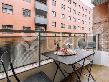 Apartament amb ascensor de lloguer a Calle de Cochabamba