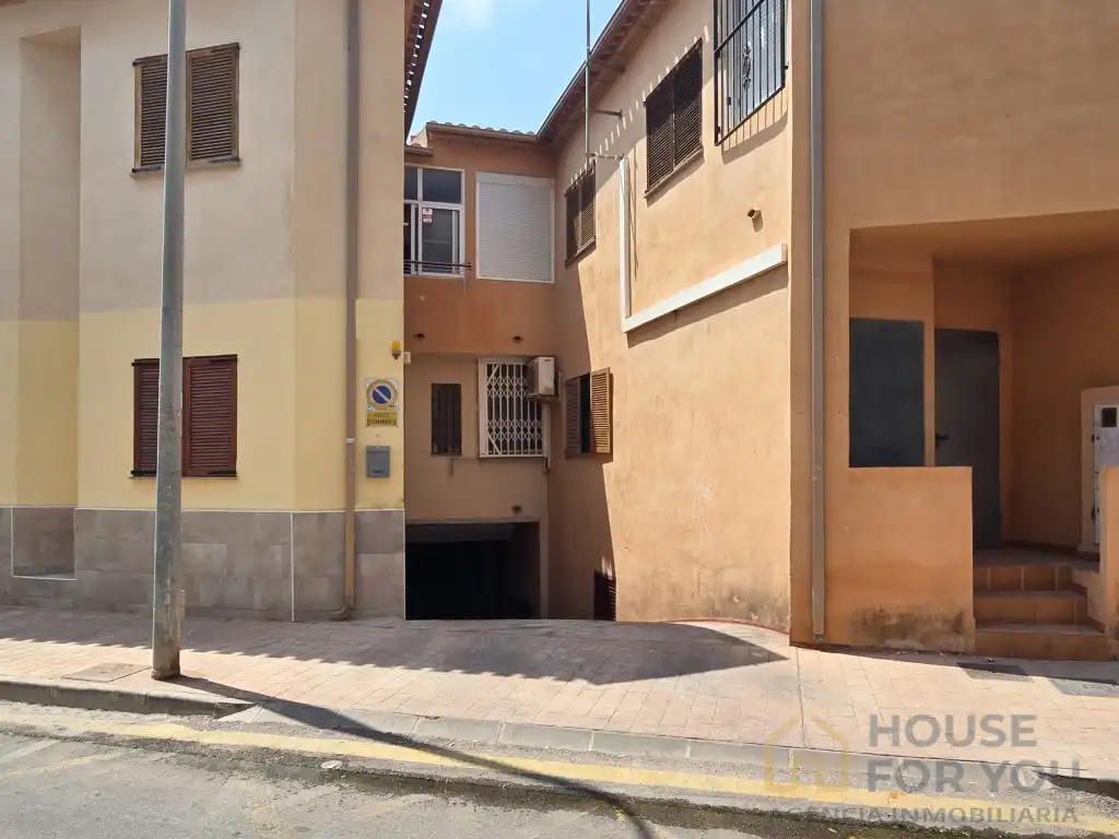 Vista exterior de Garatge en venda en Los Alcázares