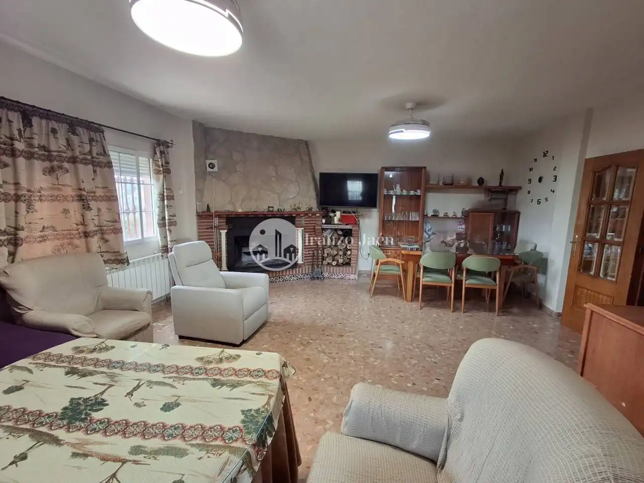 Living room of Houses for sale in Jaén  with Air Conditioner, Heating and Private garden