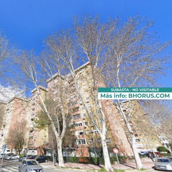 Vista exterior de Piso en venta en Alcalá de Henares