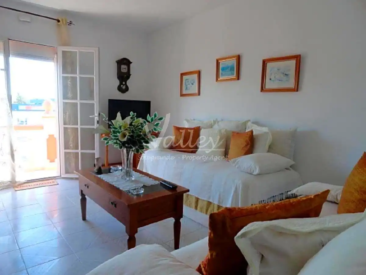 Sala de estar de Edificio en venta en Sotogrande