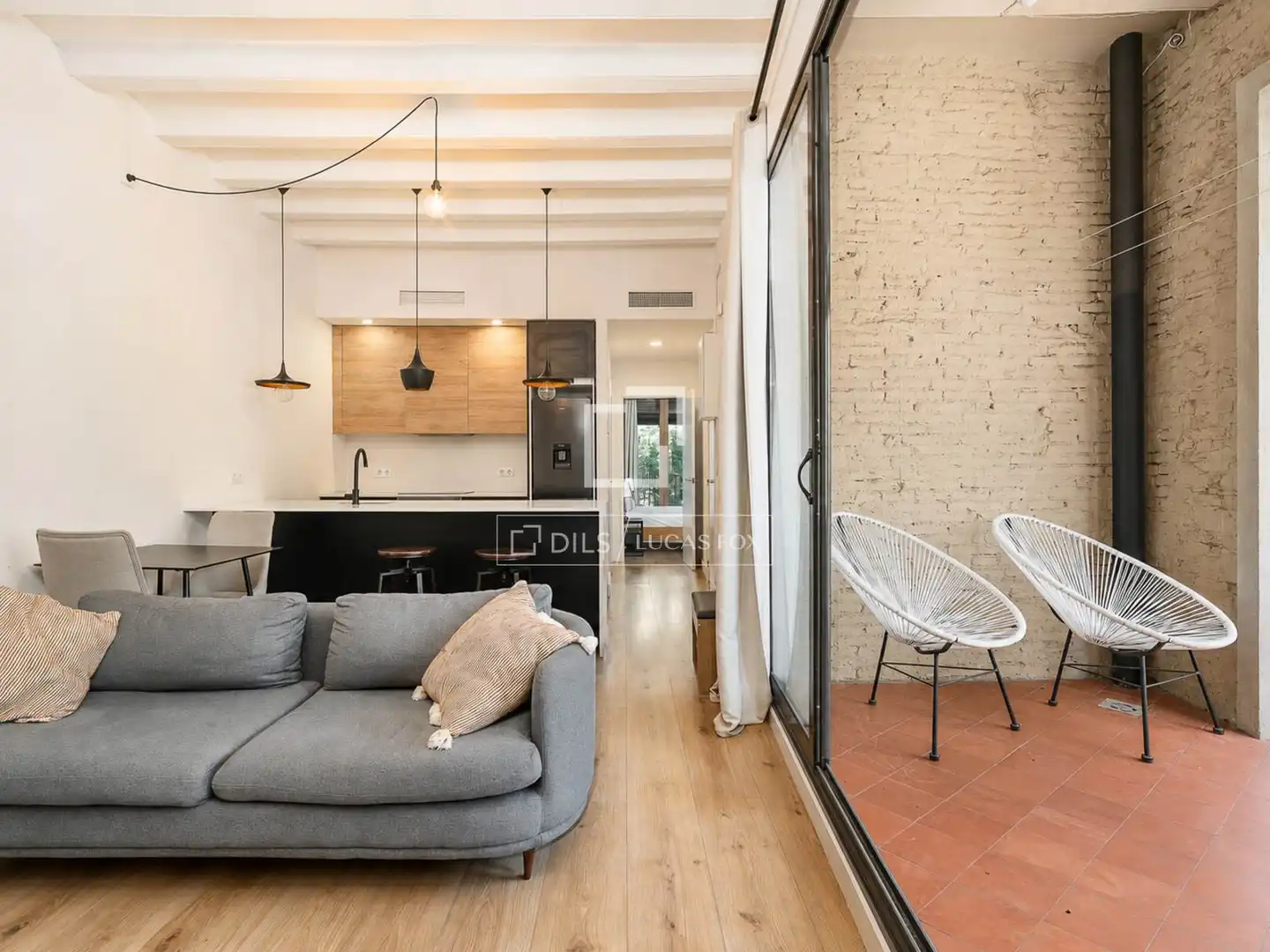 Vista exterior de Piso en venta en Barcelona con Aire acondicionado, Calefacción y Terraza