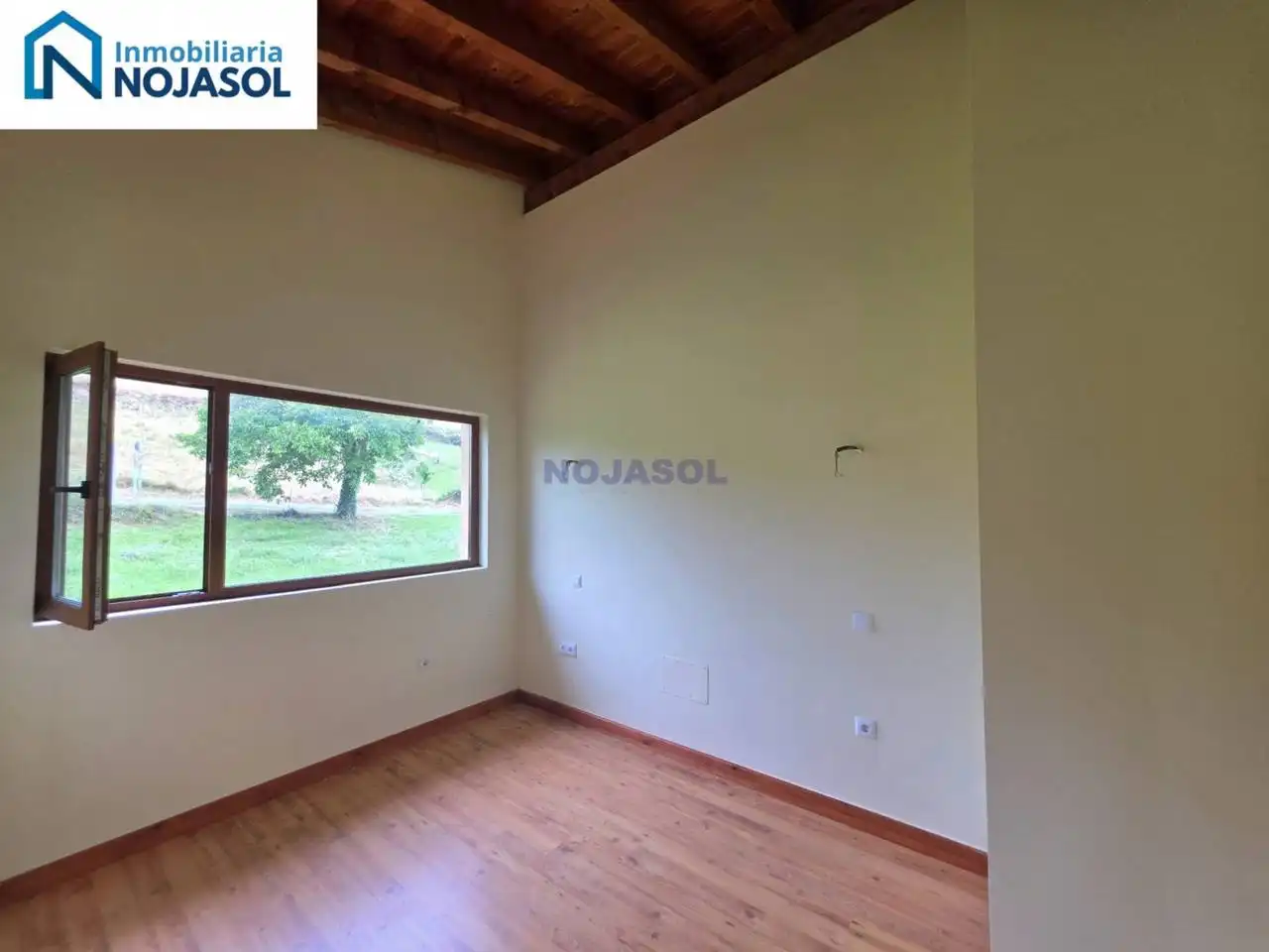 Apartamento en venta en Vega de Liébana con Calefacción, Jardín privado y Parquet