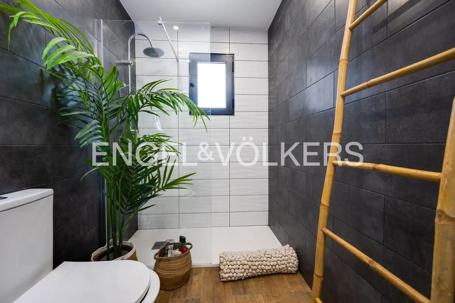 Bathroom of Country homes for sale in Torrevieja  with Air Conditioner, Heating and Private garden