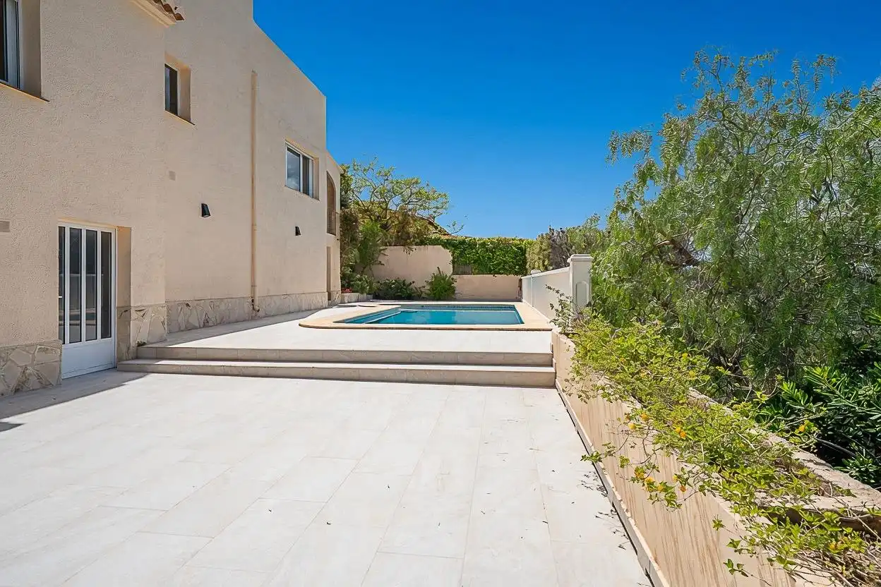 Houses for sale in Calle TRENCALL, La Granadella - Costa Nova