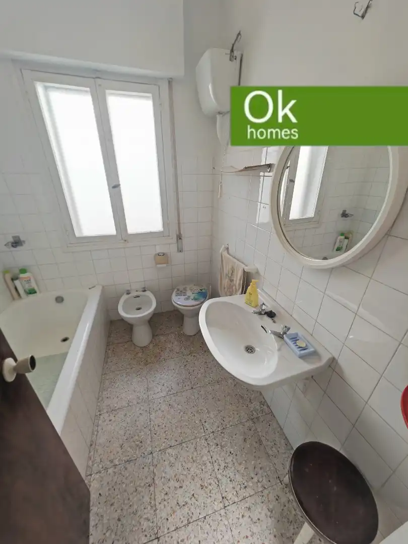 Bany de Pis en venda en Guitiriz amb Parquet, Terrassa i Moblat