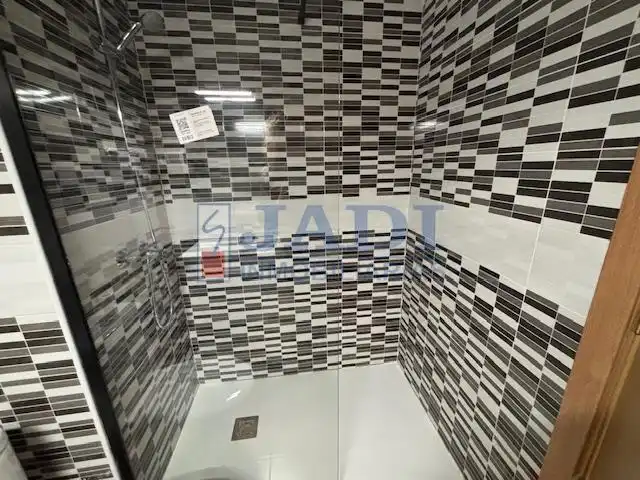 Bathroom of Flat for sale in Valdepeñas  with Terrace