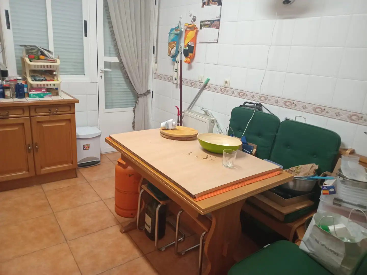 Cuina de Casa o xalet en venda en El Casar amb Calefacció, Jardí privat i Terrassa