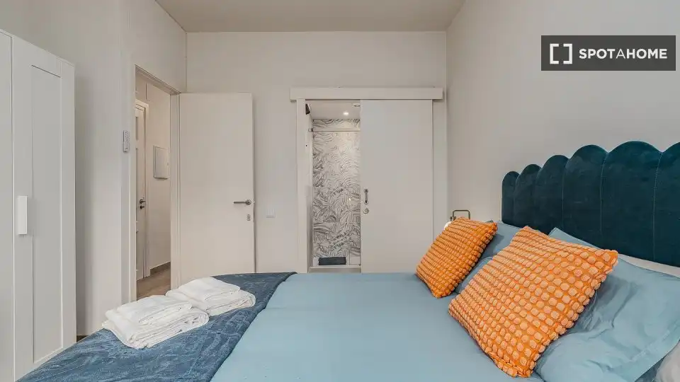 Bedroom of Flat for rent in L'Hospitalet de Llobregat  with Air Conditioner, Heating and Furnished