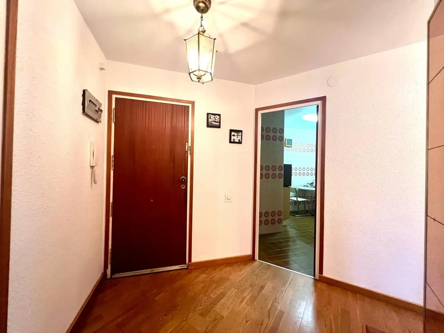 Wohnung zum Verkauf in Amposta mit Terrasse, Abstellraum und Möbliert