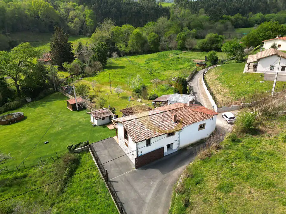 Vista exterior de Casa o chalet en venta en Ribadesella con Calefacción, Jardín privado y Trastero