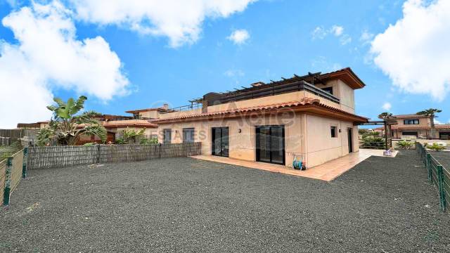Casa-chalet en Venta en Majanicho