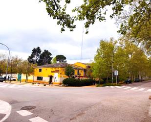 Vista exterior de Local en venda en Aranjuez amb Aire condicionat, Calefacció i Terrassa