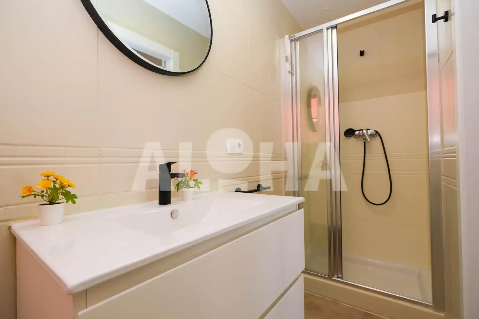 Baño de Piso en venta en Alfara del Patriarca con Aire acondicionado, Calefacción y Amueblado