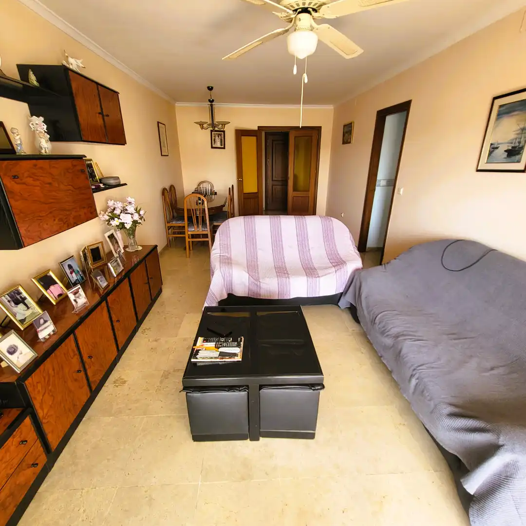 Sala d'estar de Apartament en venda en Estepona amb Terrassa i Balcó
