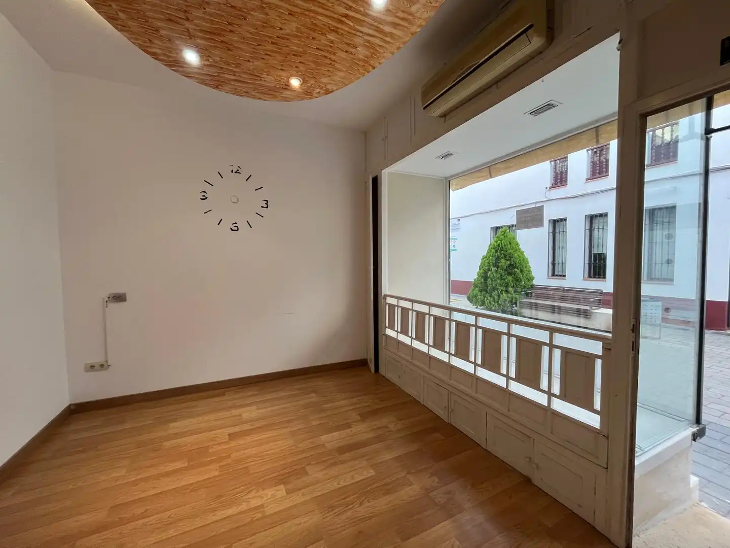 Terraza de Local en venta en Tomelloso con Aire acondicionado