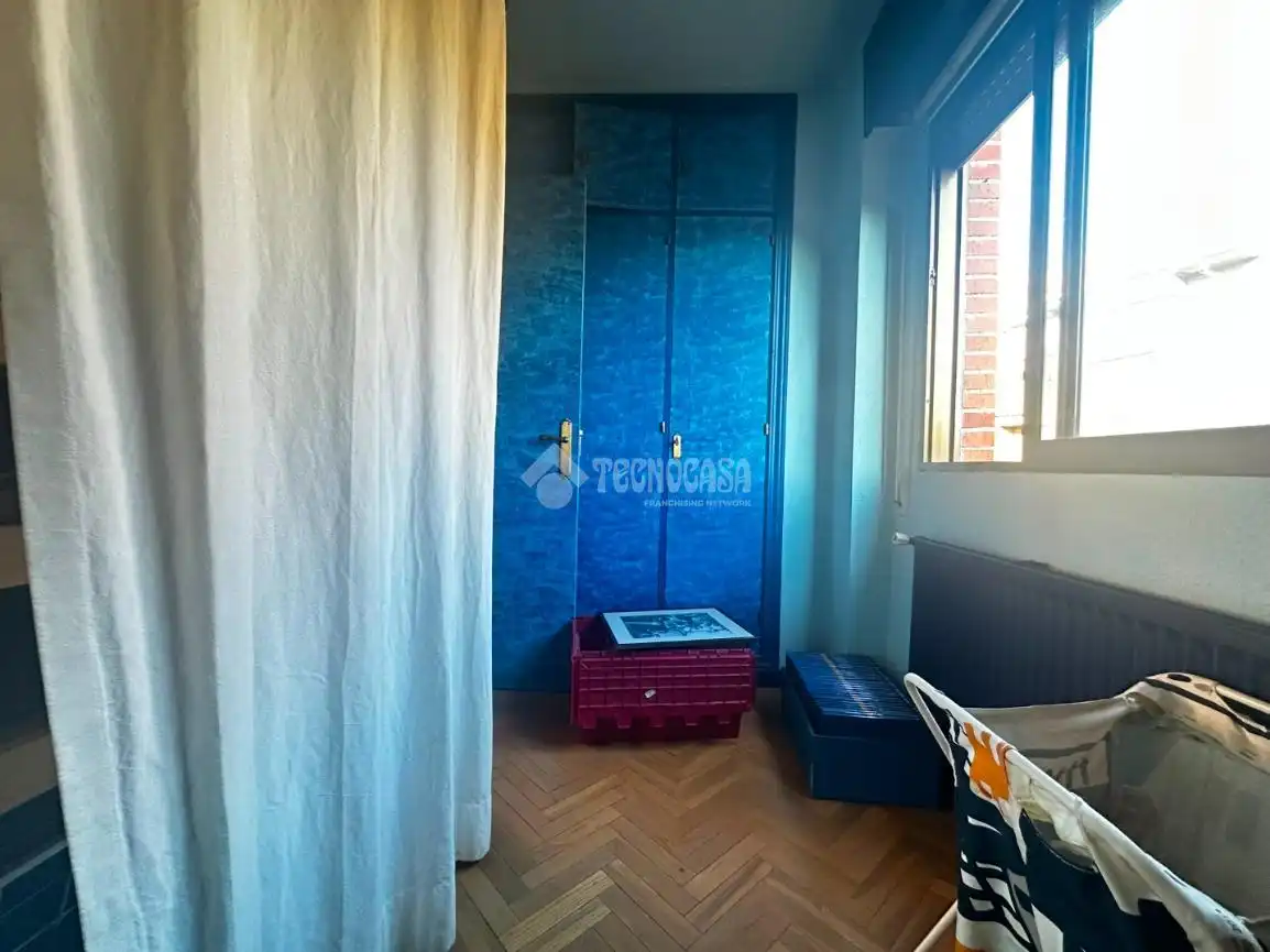 Dormitori de Pis en venda en San Sebastián de los Reyes amb Calefacció, Parquet i Terrassa
