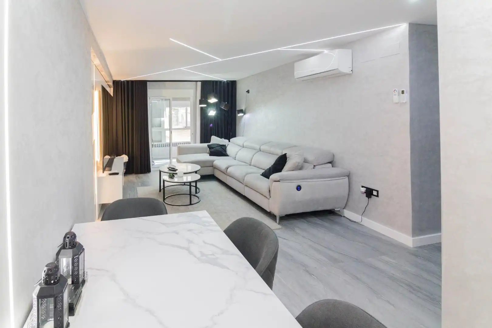 Living room of Flat for rent in Orihuela  with Air Conditioner, Terrace and Balcony