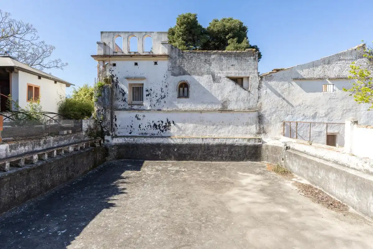 Houses for sale in Carrer ľ Alqueria de les Torres, Park Nord - Casona