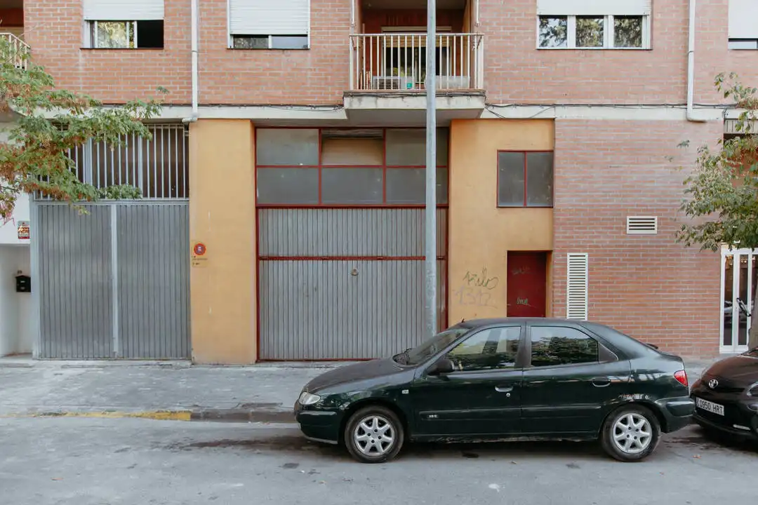 Gewerbefläche zum Verkauf in Calle de Gregorio Campaña 4