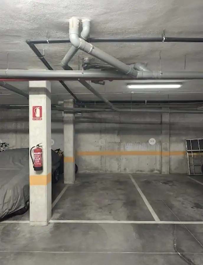 Parkplatz von Dachboden zum Verkauf in Santa Pola mit Klimaanlage, Terrasse und Balkon