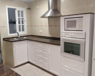 Kitchen of House or chalet for sale in El Puerto de Santa María  with Air Conditioner, Heating and Private garden