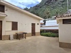 Exterior view of Houses for sale in San Cristóbal de la Laguna  with Private garden, Storage room and Swimming Pool