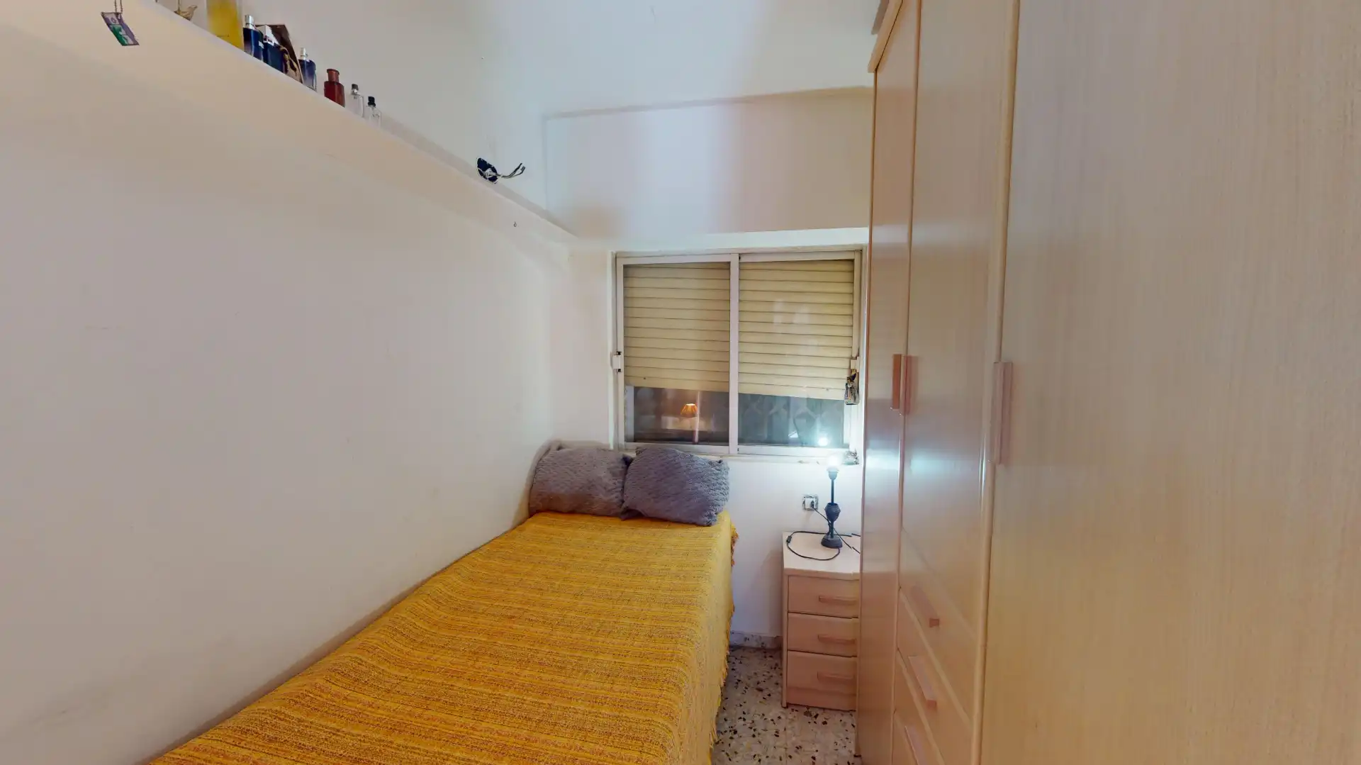 Habitación de Piso en venta en Alicante / Alacant con Amueblado