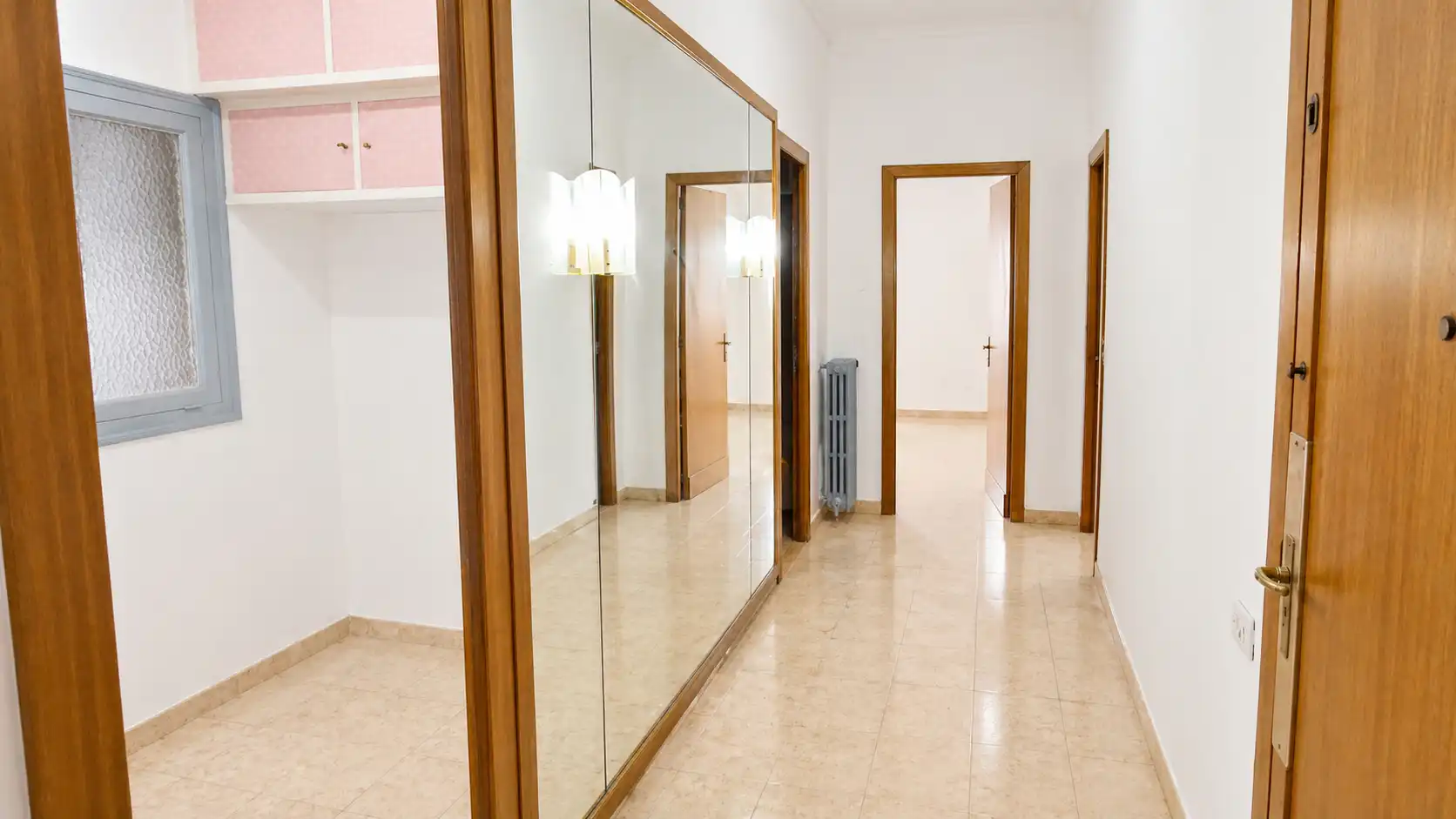Semi-detached house with terrace for sale in Carrer de Santa Teresa, imagen 4