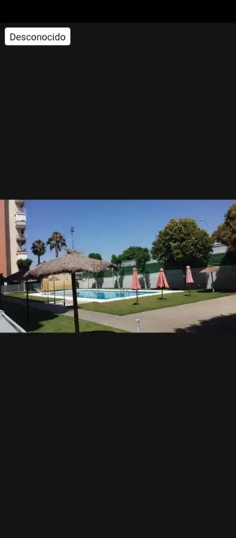 Piscina de Pis en venda en Sevilla amb Aire condicionat, Traster i Piscina