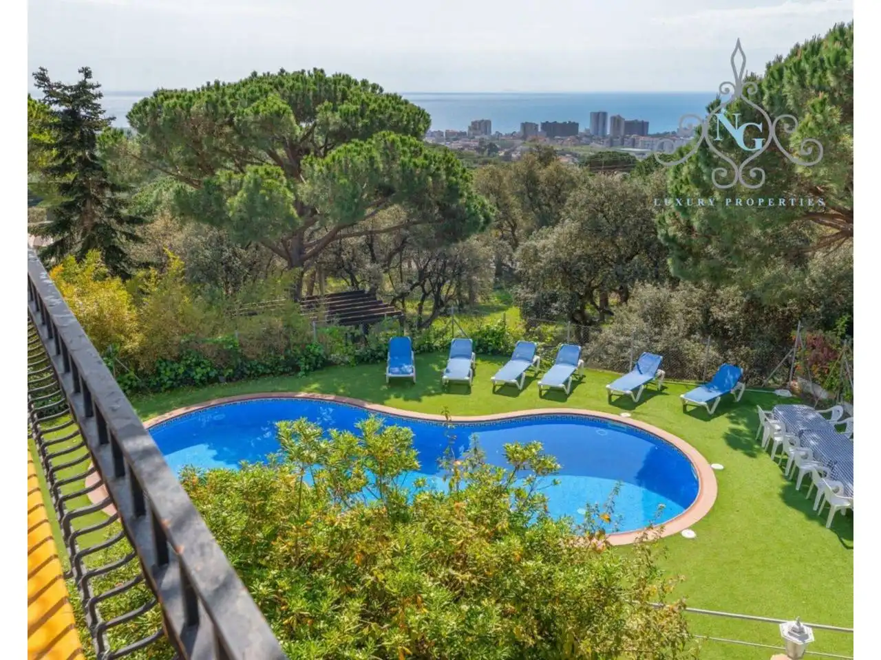 Casa con piscina en venta en Calle Castanyer, imagen 6