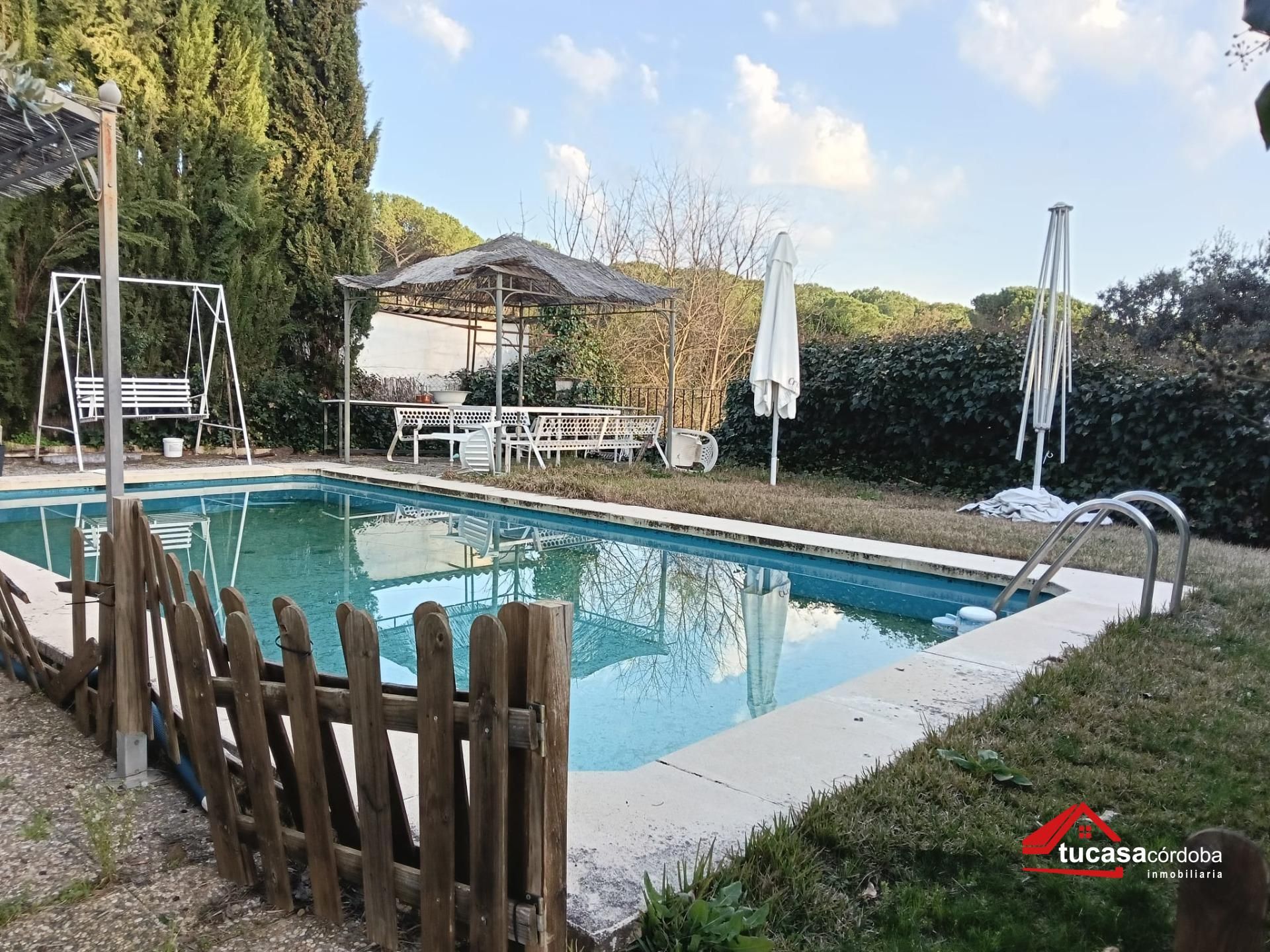 Piscina de Casa o chalet en venta en  Córdoba Capital con Aire acondicionado, Terraza y Trastero