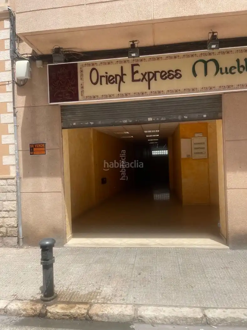 Local comercial en venda a Carrer del Pintor Manuel Baeza Gómez 41, imagen 5
