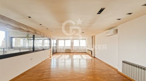 Foto 2 de Piso en venta en Calle Finestrelles, Finestrelles, Esplugues de Llobregat