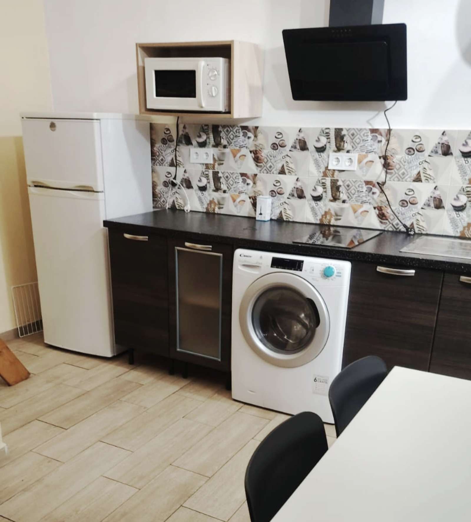 Kitchen of Study to share in  Madrid Capital  with Air Conditioner, Heating and Terrace