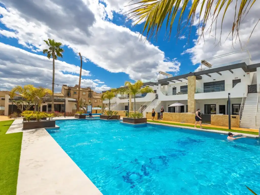 Bungalow with pool for sale in calle campanario, imagen 49