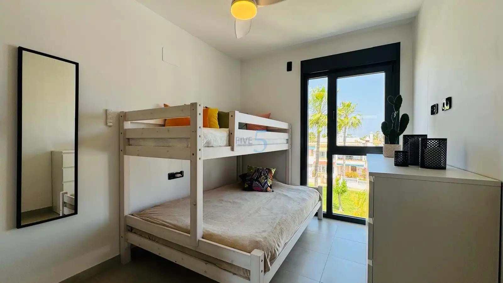Dormitori de Àtic en venda en Orihuela amb Aire condicionat, Terrassa i Traster
