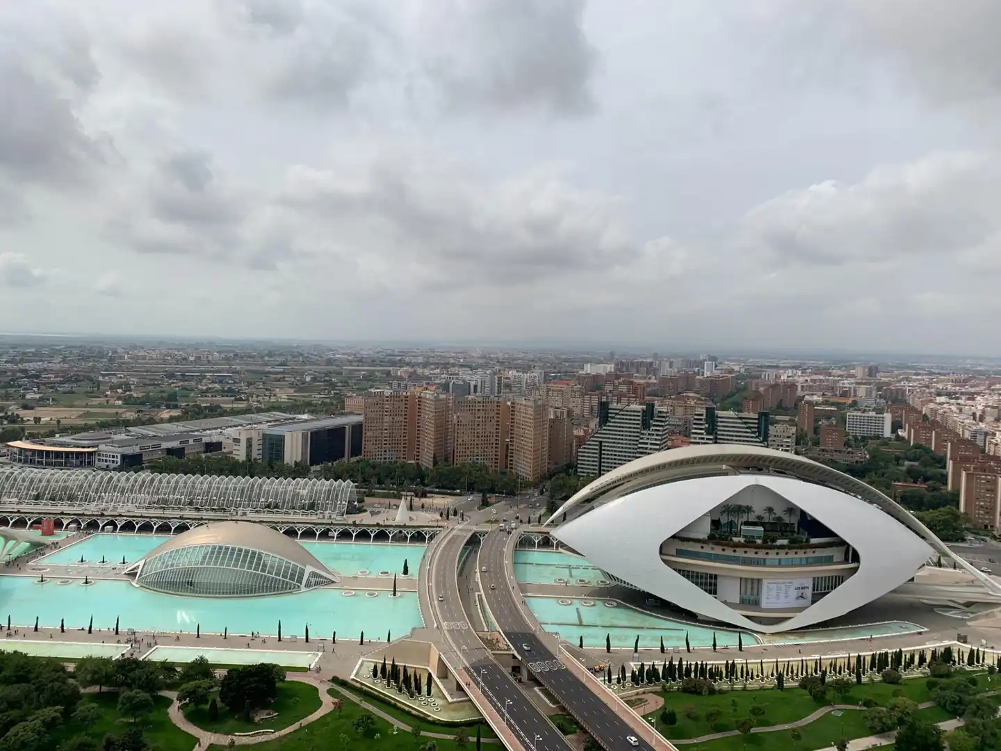 Vista exterior de Piso en venta en Valencia con Parquet y Terraza