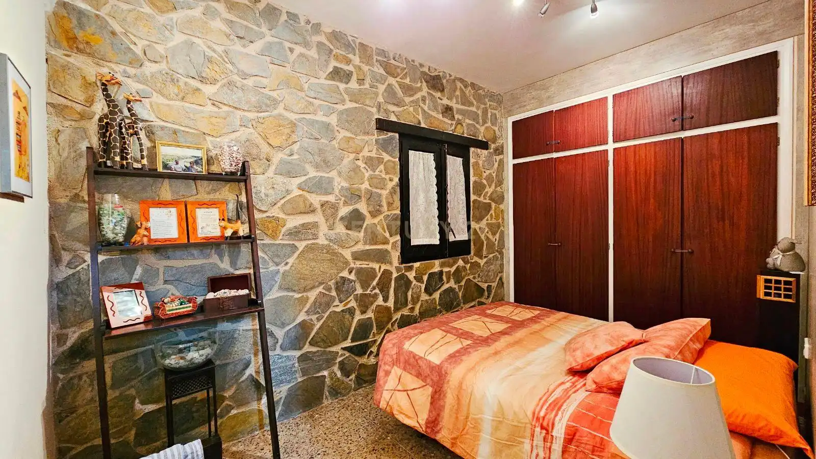 Apartments for sale in Colera