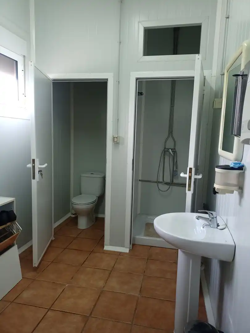 Baño de Nave industrial en venta en Cañada del Hoyo