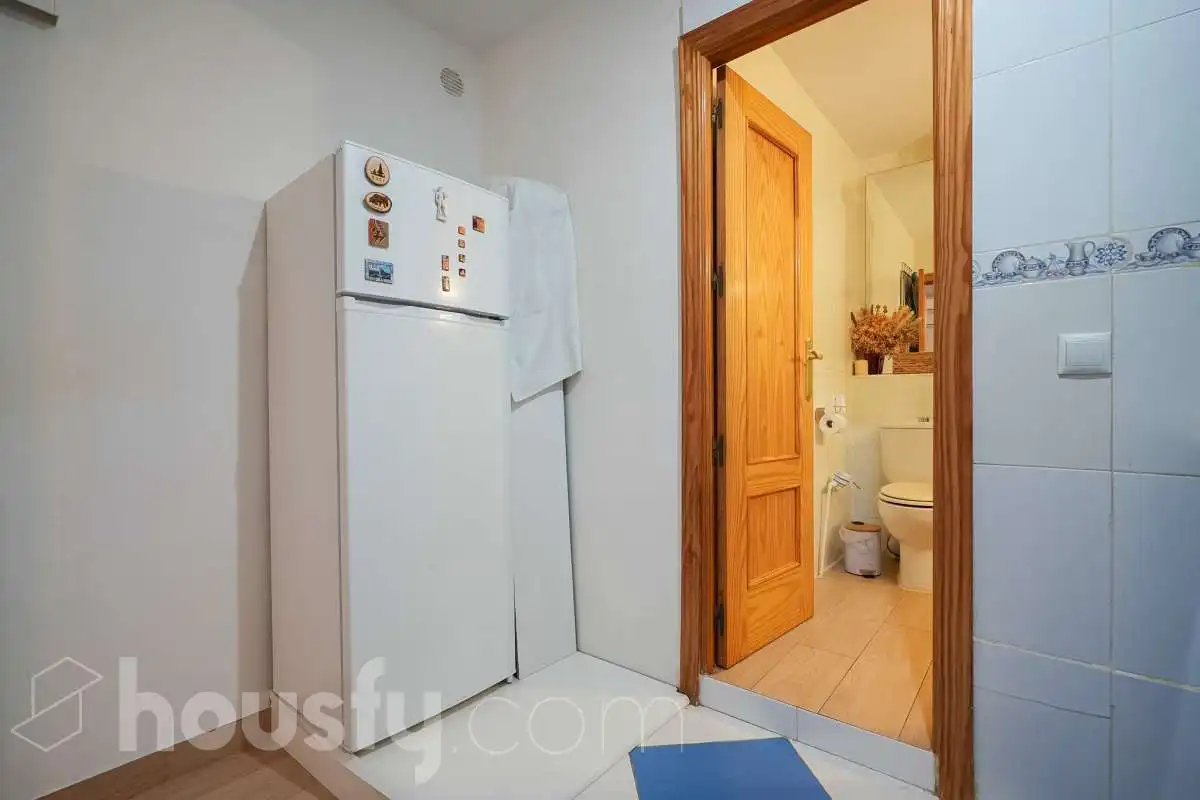 Kitchen of Flat for sale in Madrid  with Heating and Furnished